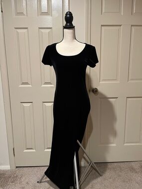 Black Velvet Scoop Neck Maxi Dress - Elegant Women's Evening Dress